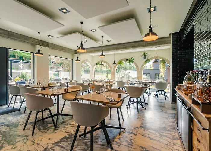 Ξενοδοχείο Du Gruenewald 4*